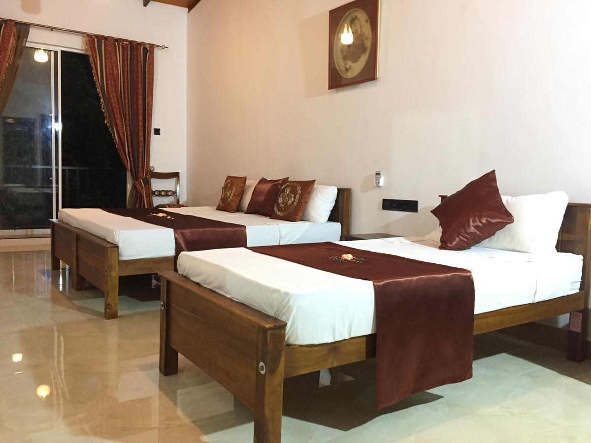 Villa Nuova Kandy Bagian luar foto