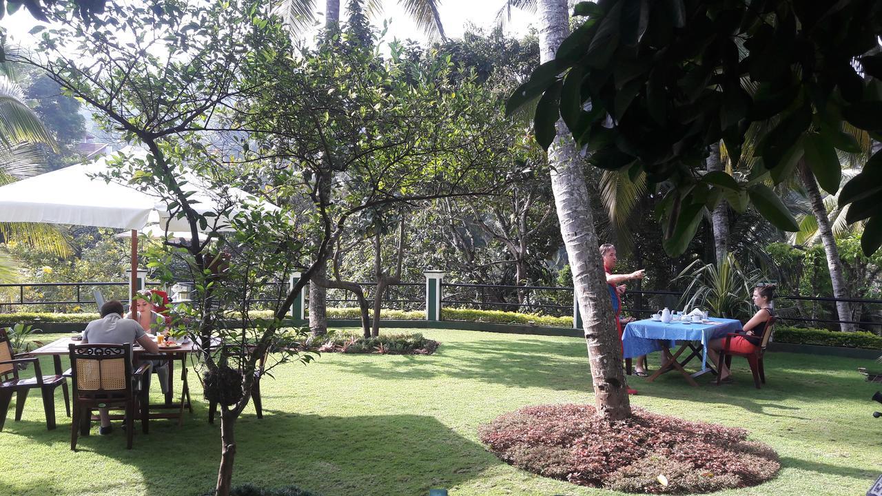 Villa Nuova Kandy Bagian luar foto